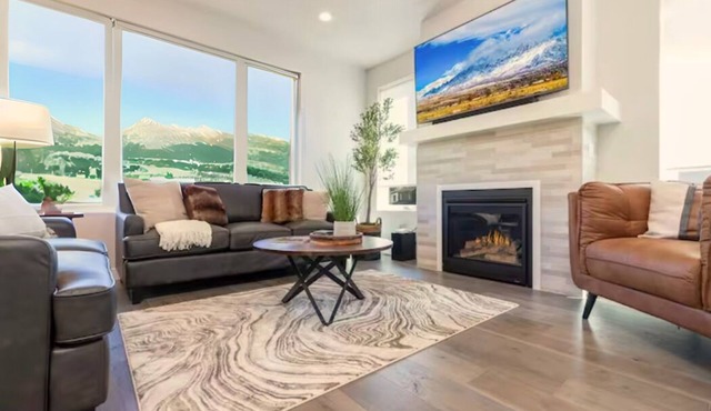 Park City/Near Lake & Skiing/Hot Tub