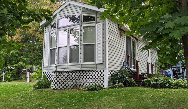 Park model unit #5 for rent by Silver Lake NY