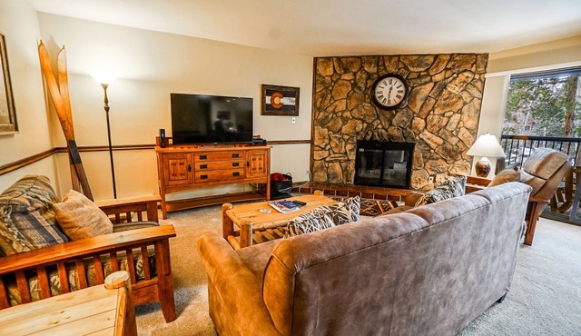 Park Place Longs Peak Condo: Easy Access To Main St, Lifts