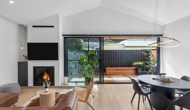 Park Place Luxe - 12pm checkout - Central location