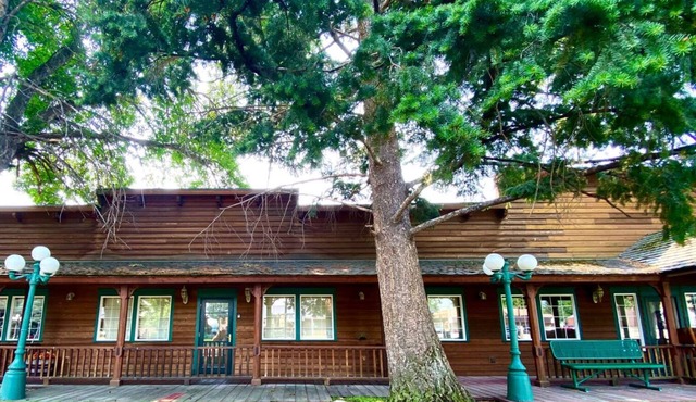 Park Place - The Boardwalk 112-B