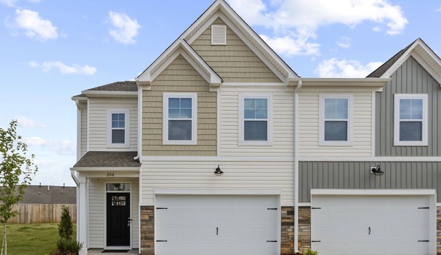 Park Place Townes: Pet-Friendly Monthly Rental