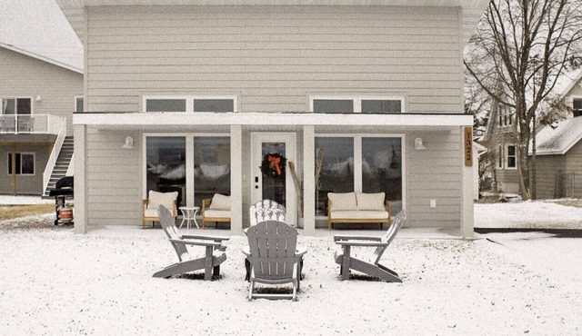 Park Point Beach Getaway ⛵️🌊