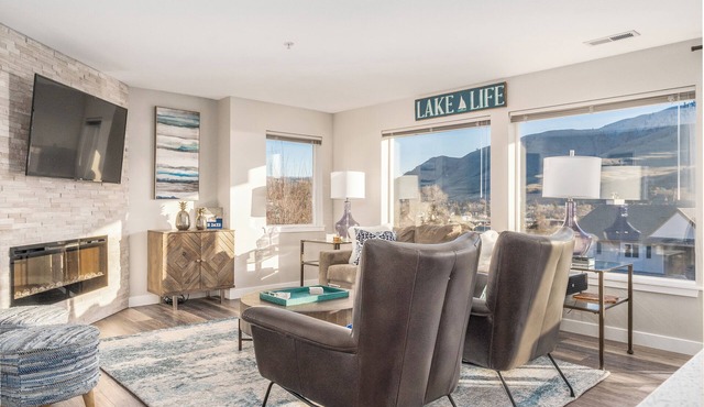 Park Pointe C201 - Community Pool/Hot tub