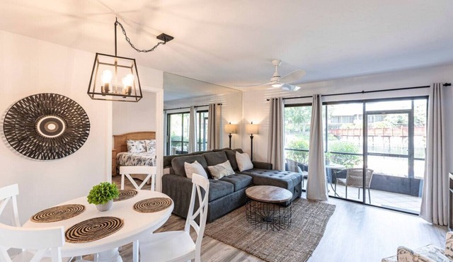 Park Shore Resort-Deluxe Condo 1st FloorBLDGE #134