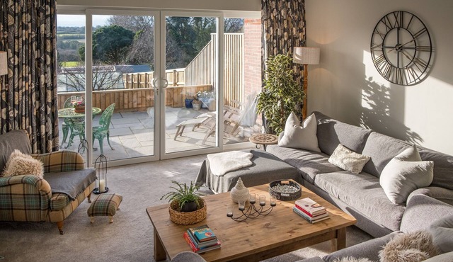 Park View - a semi detached house that sleeps 10 guests in 5 bedrooms