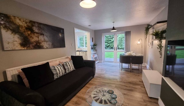 Park View Garden Apartment