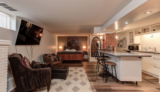 Parker House Suites