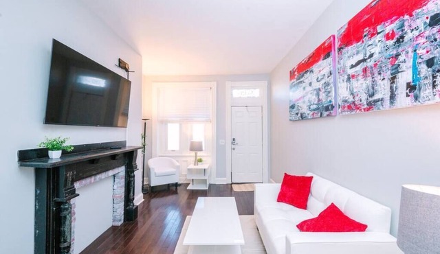 Parking - Laundry - Convenient