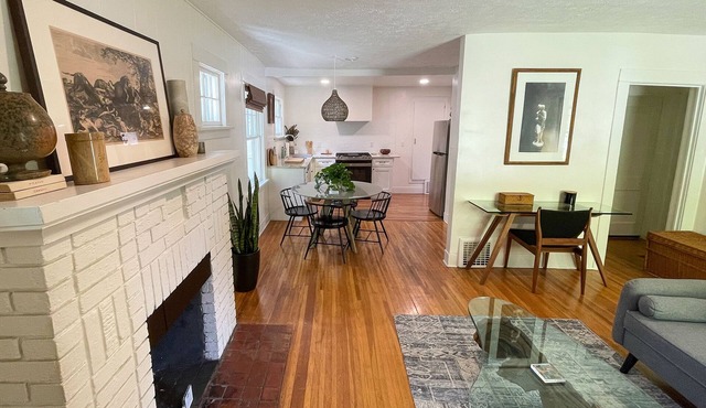 Parkside Bungalow steps away from Manito Park