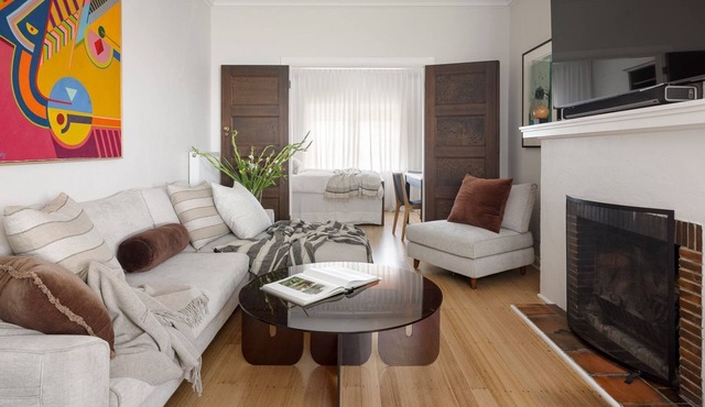 Parkside Escape in Middle Park