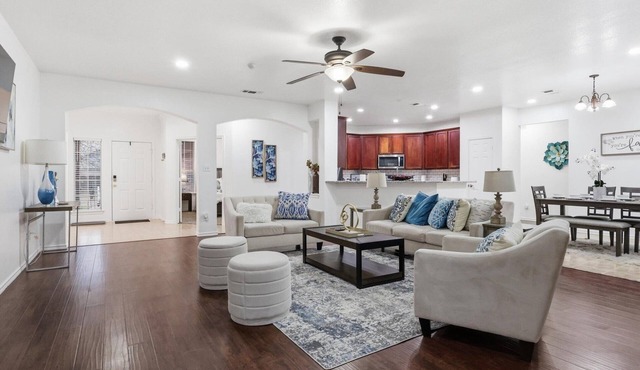 Parkside Fully Furnished 4BR Family Home