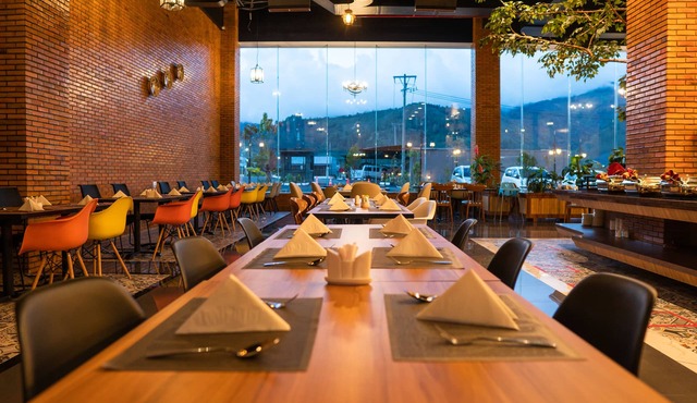 Parkside Gayo Petro Hotel