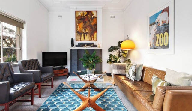 Parkside Hideaway Beautiful Art Deco Design