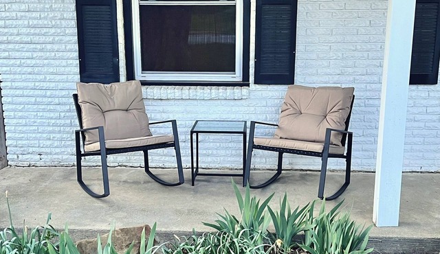 Parkside home close to campus - 2 BD 2 BA