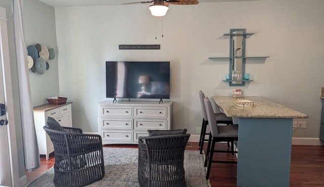 Parkside Suite: Downtown Jacksonville