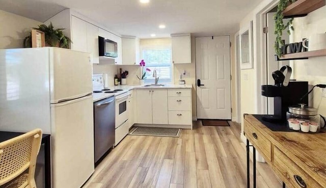 Parkview Boho Cottage 5 - Cedar Serenity