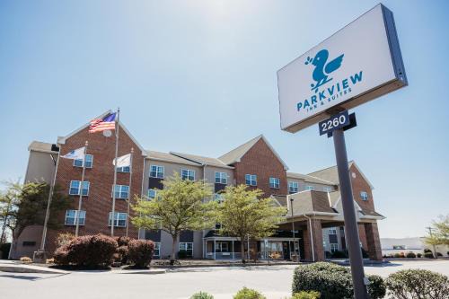 Parkview Inn & Suites, Lancaster Amish Country, PA