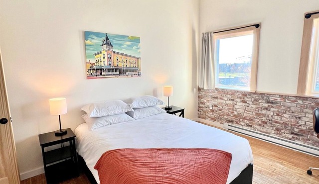 ParkView Loft | 1BR with ATV Trail Access + Wi-Fi & Parking