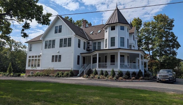 Parkway House Goshen Bed & Breakfast Suite #2