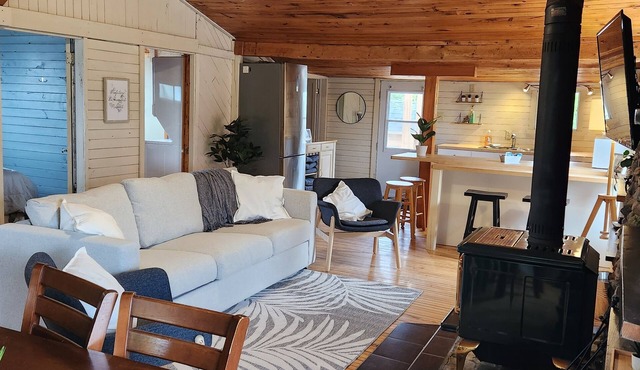 Parlee beach Fourth Avenue cottage