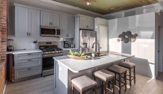 PARLOR: Explore OTR/DT: Restored 1894 Italianate