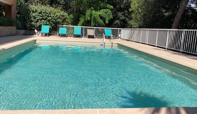 PARORAMIC SEA VIEW LARGE TOP FLOOR APARTMENT RENTED NICE TERRACE SWIMMING POOL