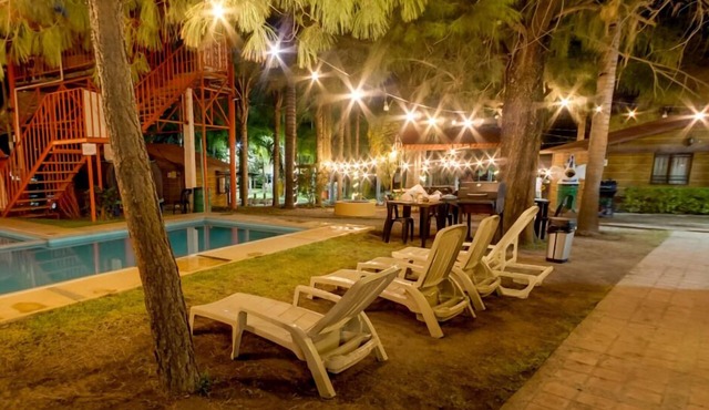 Parque Girasoles Balneario & Cabañas