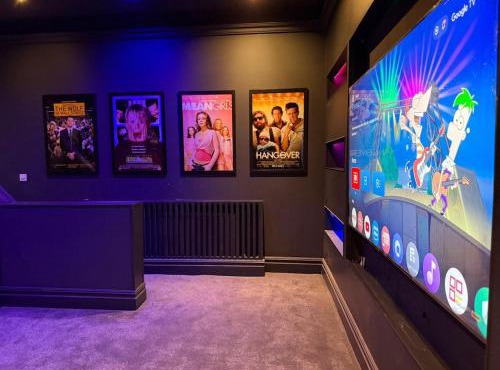 Party House, VIP Bar, Cinema, Sauna, Adults Room, Hot Tub & More!