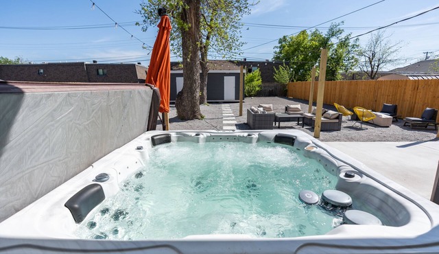 PASEO/PLAZA District🚶‍♀️ | 30TH ST & Classen Blvd | Central ⚡| Dog Friendly🐶