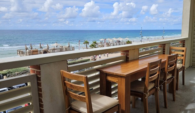 Pasino bright apartment +Terrace15m2, seafront, WIFI, Parking included, 6p,N°5