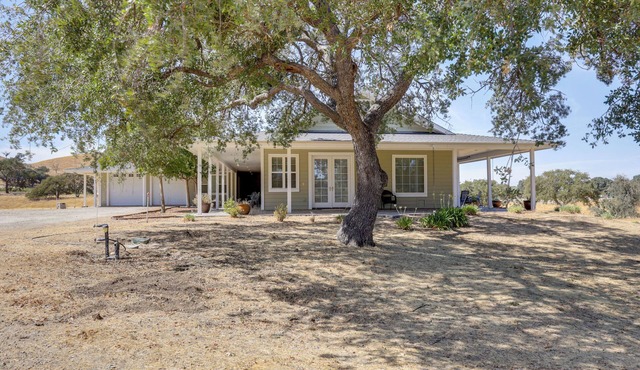 Paso Robles Gem w/On-Site Vineyard: Pets Welcome!