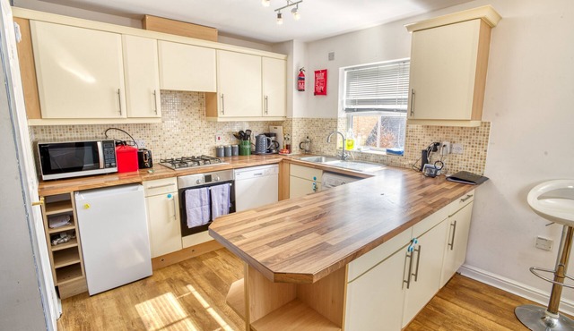 Pass the Keys | Well equipped apartment near A46