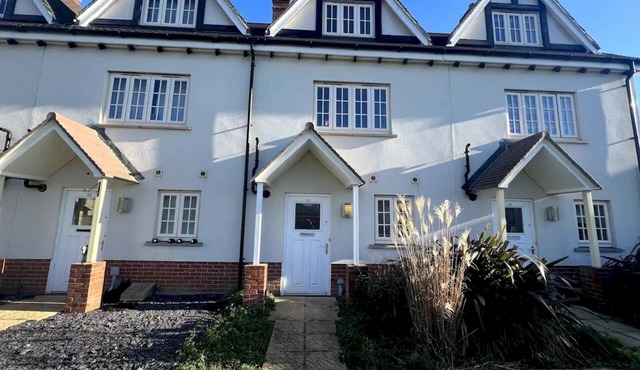 Pass the Keys | 3 Bed home away from home