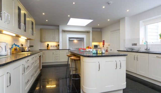 Pass the Keys | Bryn Ogwen Lovely Coastal Property in Bangor