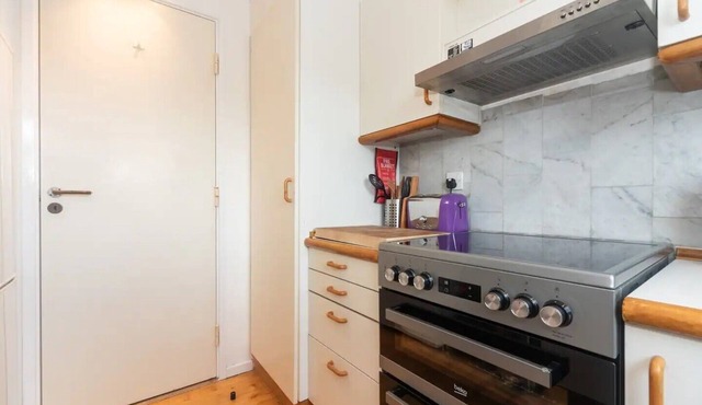 Pass the Keys | Canary Wharf View