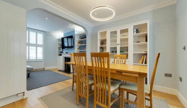 Pass the Keys | Centrally located modern and spacious 3 Bed terrace