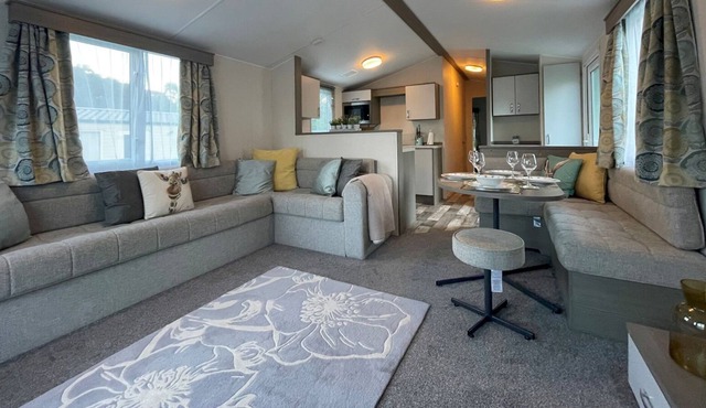 Pass the Keys | Cosy 2BR Holiday Home in Beautiful Location