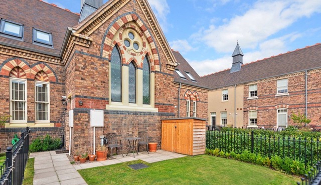 Pass the Keys | Cosy one bedroom converted chapel