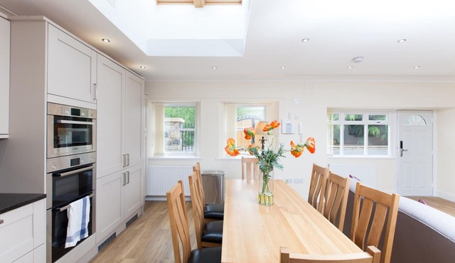 Pass the Keys | Historic Stone Built 4 bedroom Cottage with private car park