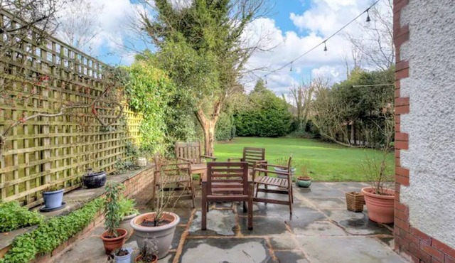 Pass the Keys | Large Family Home