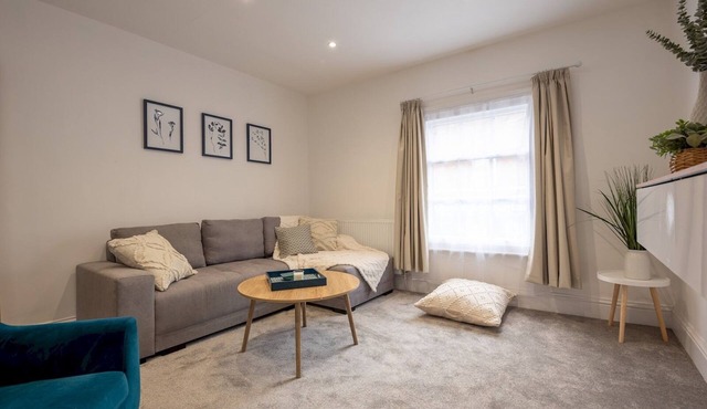 Pass the Keys | Modern Apartment with Terrace