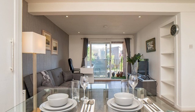 Pass the Keys | Newly Renovated 1 bedroom Flat - Edinburgh