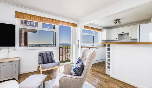 Pass the Keys | Seaside Flat - Amazing Sea Views