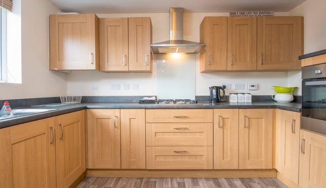 Pass the Keys | Spacious 4-Bedroom town house with Parking