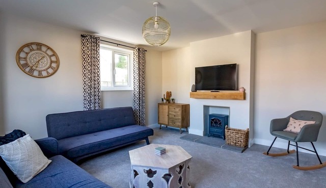 Pass the Keys | Stunning 3 Bedroom Home with Free Parking