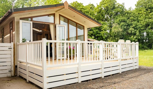 Pass the Keys The Lodge at Point House Farm - Sleeps up to 6