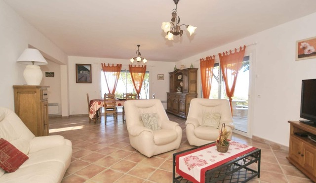 Pastoral Holiday Home with Terrace, Garden