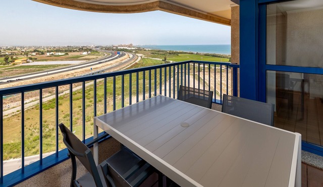 PATACONA SURFING BEACH. WiFi + Aire Acondicionado + Piscina + Tenis + Parking