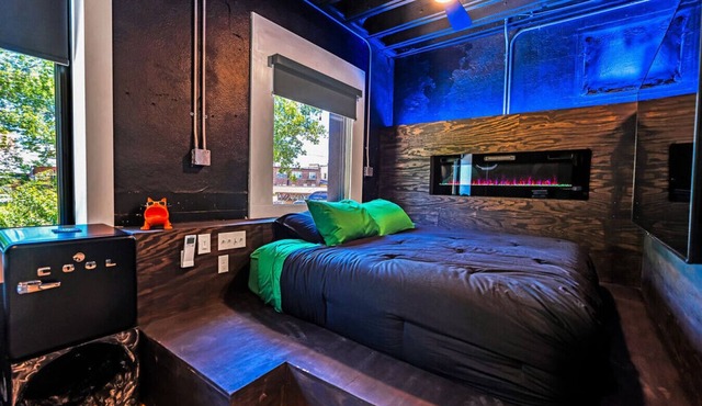 Patio & Grill | Pool Table | 100" TV | Workspaces